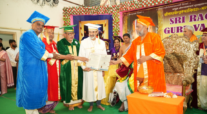 ಮಂತ್ರಾಲಯದಲ್ಲಿ ರಾಘವೇಂದ್ರ ರಾಜಕುಮಾರ್‌ಗೆ ಫ್ಲೋರಿಡಾ ವಿವಿ ಗೌರವ ಡಾಕ್ಟರೇಟ್ ಪ್ರದಾನ: ಶ್ರೀಗಳಿಂದ ಸನ್ಮಾನ