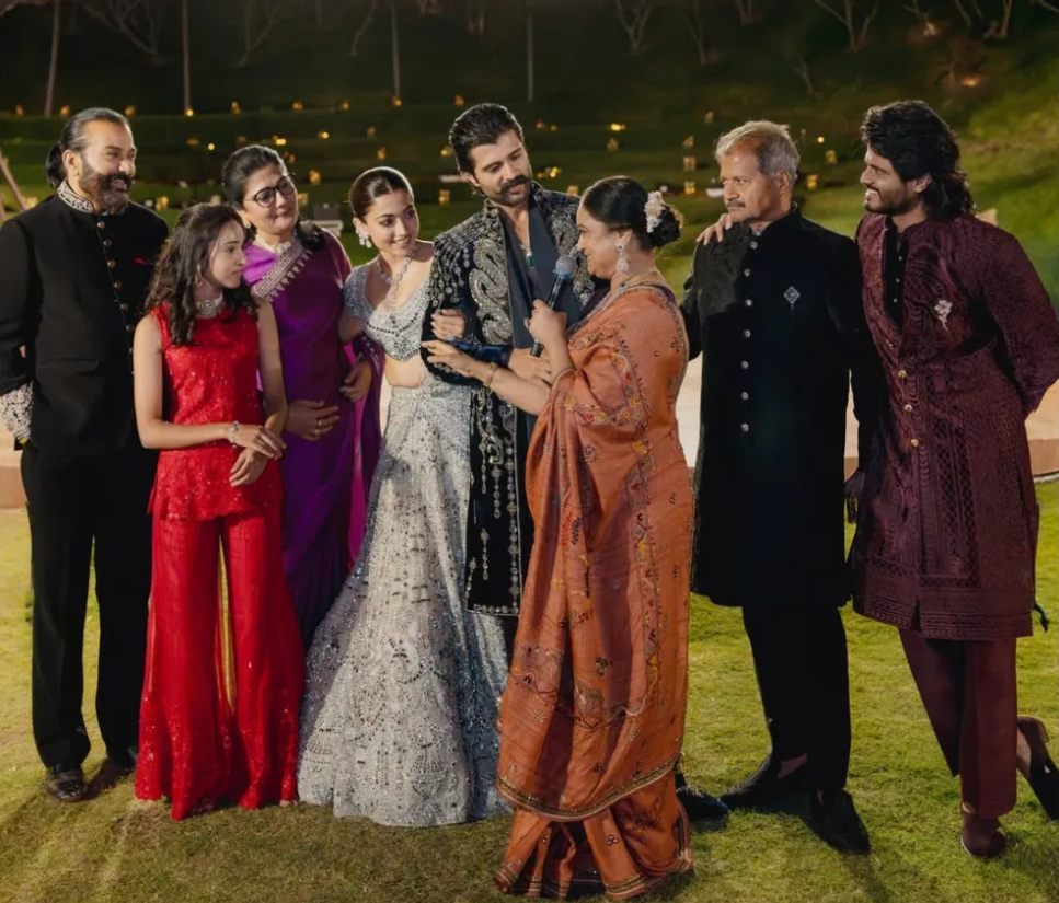 ರಶ್ಮಿಕಾ ಮಂದಣ್ಣ-ವಿಜಯ್ ದೇವರಕೊಂಡ ಸಂಗೀತ್ ಕಾರ್ಯಕ್ರಮದ ಸುಂದರ ಫೋಟೋಸ್